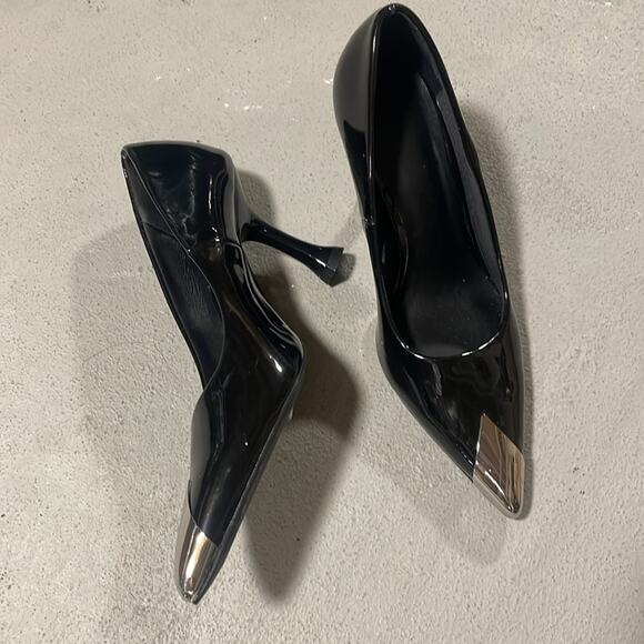 H&M Silver Toe Cap Pointed Patent Black Pumps Size 37 - Picture 2 of 5
